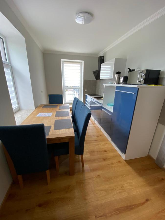 2 Raum Apartment Mit Terrasse, Hell Und Stilvoll Borna Extérieur photo